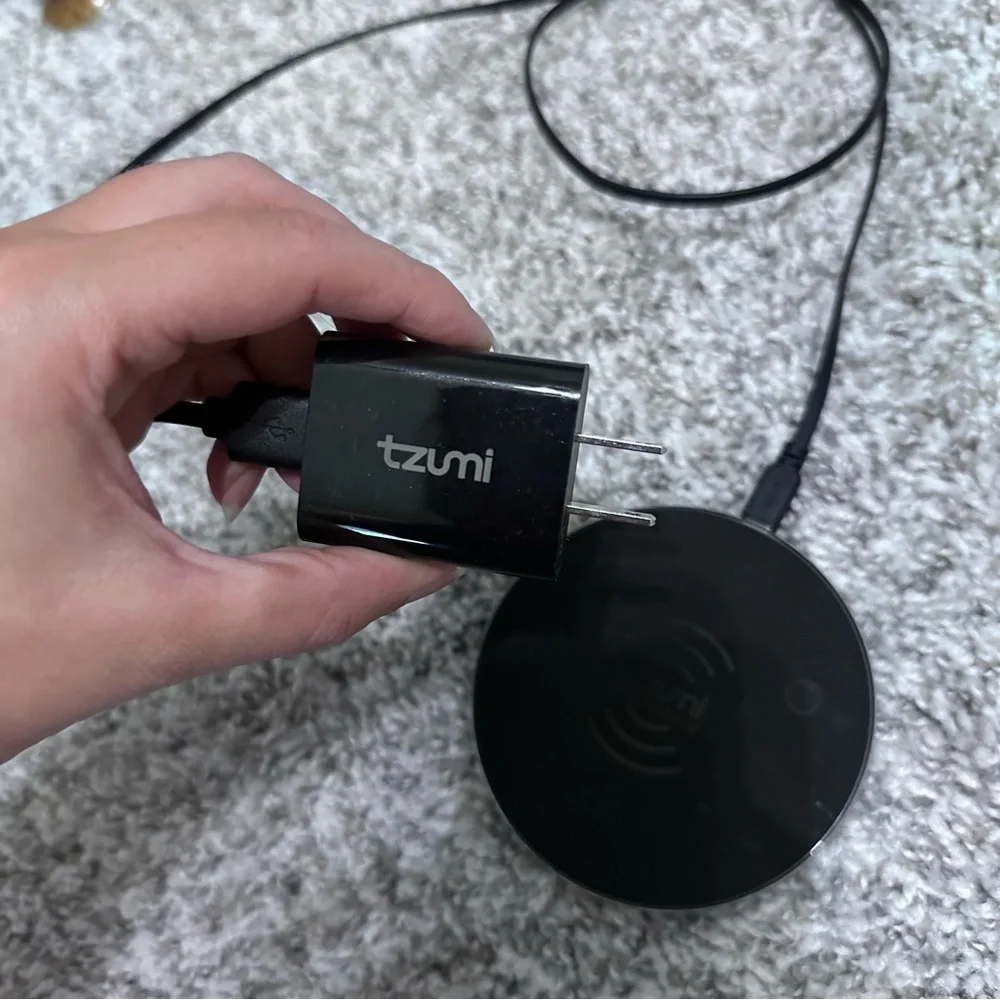 Tzumi Phone Wireless Charging pad